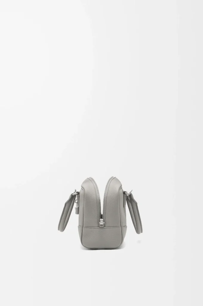 Amazona 23 bag in soft grained calfskin Pearl Grey Amazona 23 bag in soft grained calfskin Pearl Grey