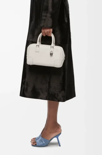 Amazona 23 bag in soft grained calfskin Soft White
