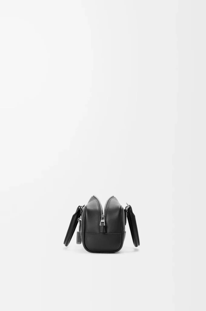 Amazona 23 cropped bag in shiny calfskin Black Amazona 23 cropped bag in shiny calfskin Black