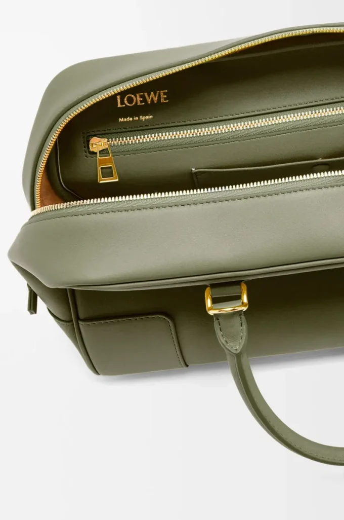 Amazona 28 bag in nappa calfskin Avocado Green Amazona 28 bag in nappa calfskin Avocado Green