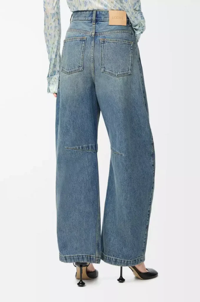 Anagram barrel jeans in denim Washed Denim Anagram barrel jeans in denim Washed Denim
