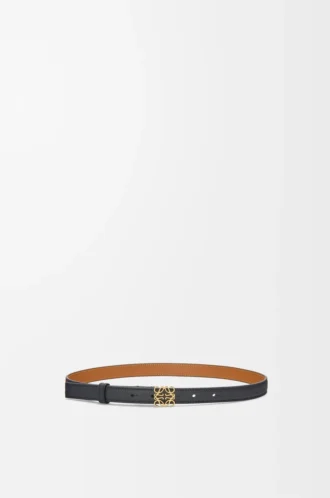 Anagram belt in pebble grain calfskin Black/Gold
