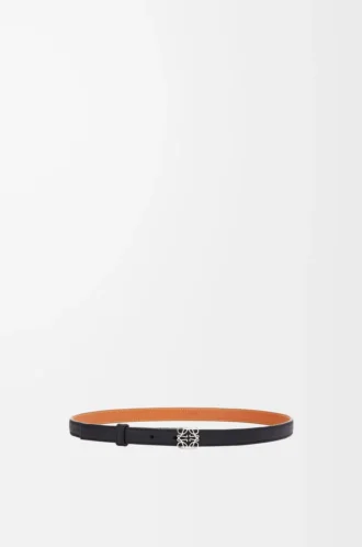 Anagram belt in pebble grain calfskin Black/Palladium
