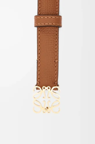 Anagram belt in pebble grain calfskin Tan/Gold