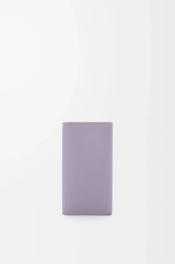 Anagram key case in pebble grained calfskin Dirty Mauve Anagram key case in pebble grained calfskin Dirty Mauve