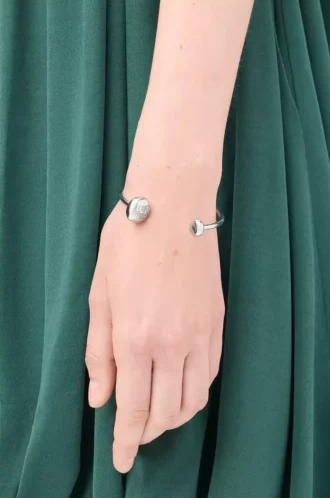 Anagram Pebble cuff in sterling silver Silver