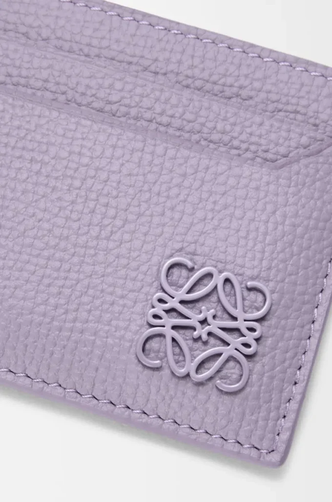 Anagram plain cardholder in pebble grained calfskin Dirty Mauve Anagram plain cardholder in pebble grained calfskin Dirty Mauve