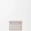 Anagram plain cardholder in pebble grained calfskin Light Ghost Grey Anagram plain cardholder in pebble grained calfskin Light Ghost Grey
