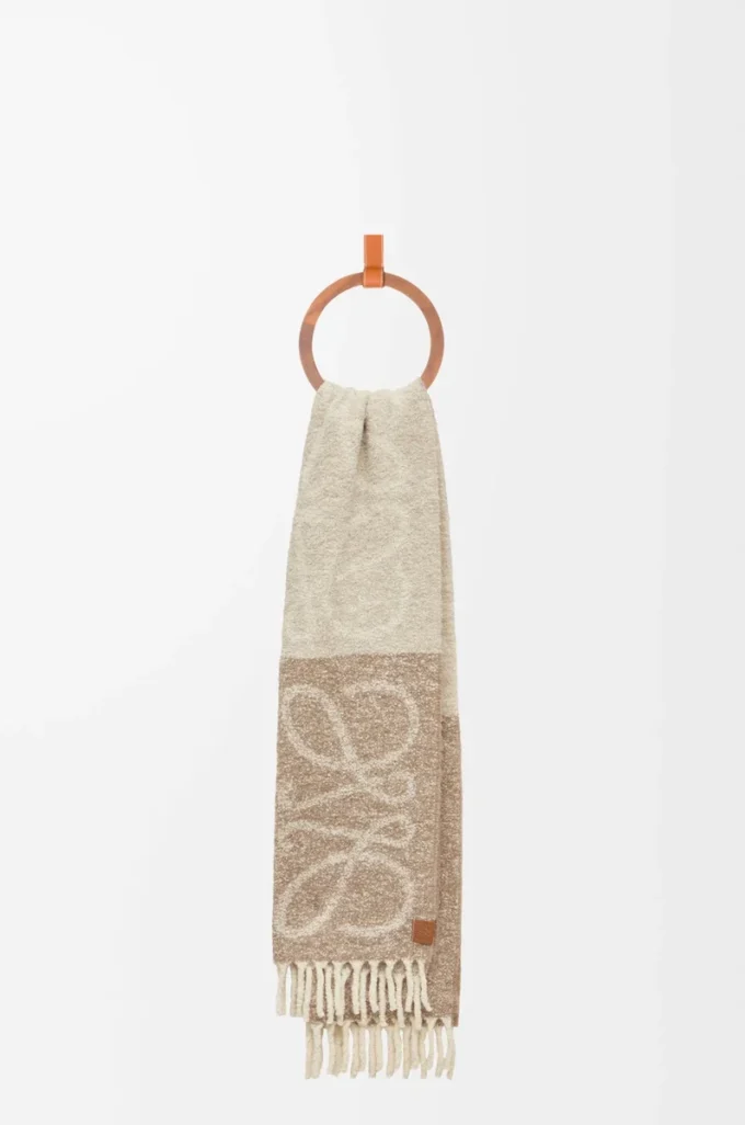 Anagram scarf in alpaca and wool Beige/White Anagram scarf in alpaca and wool Beige/White
