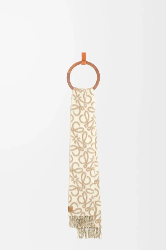 Anagram scarf in alpaca and wool blend Beige/White Anagram scarf in alpaca and wool blend Beige/White