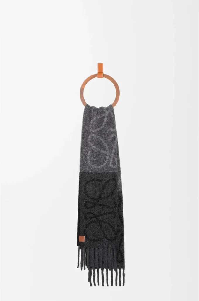 Anagram scarf in alpaca and wool Dark Grey/Black