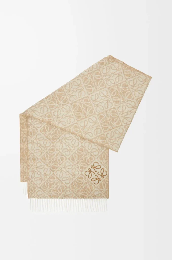Anagram scarf in wool and cashmere Beige