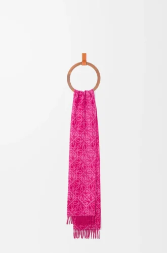 Anagram scarf in wool and cashmere Fuchsia