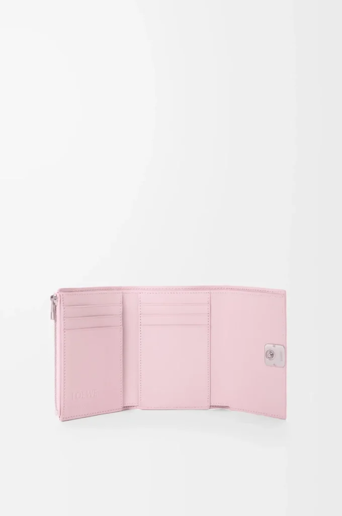 Anagram small vertical wallet in pebble grained calfskin Blossom Anagram small vertical wallet in pebble grained calfskin Blossom
