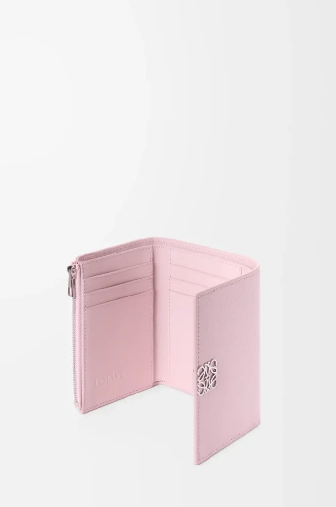 Anagram small vertical wallet in pebble grained calfskin Blossom Anagram small vertical wallet in pebble grained calfskin Blossom