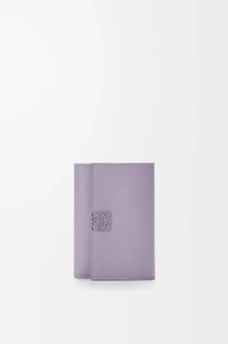Anagram small vertical wallet in pebble grained calfskin Dirty Mauve