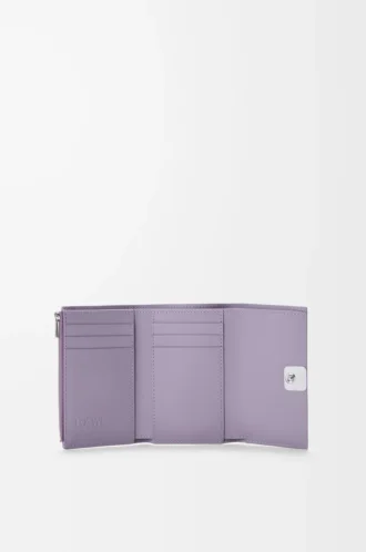 Anagram small vertical wallet in pebble grained calfskin Dirty Mauve