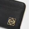 Anagram square coin cardholder in pebble grained calfskin Black/Gold