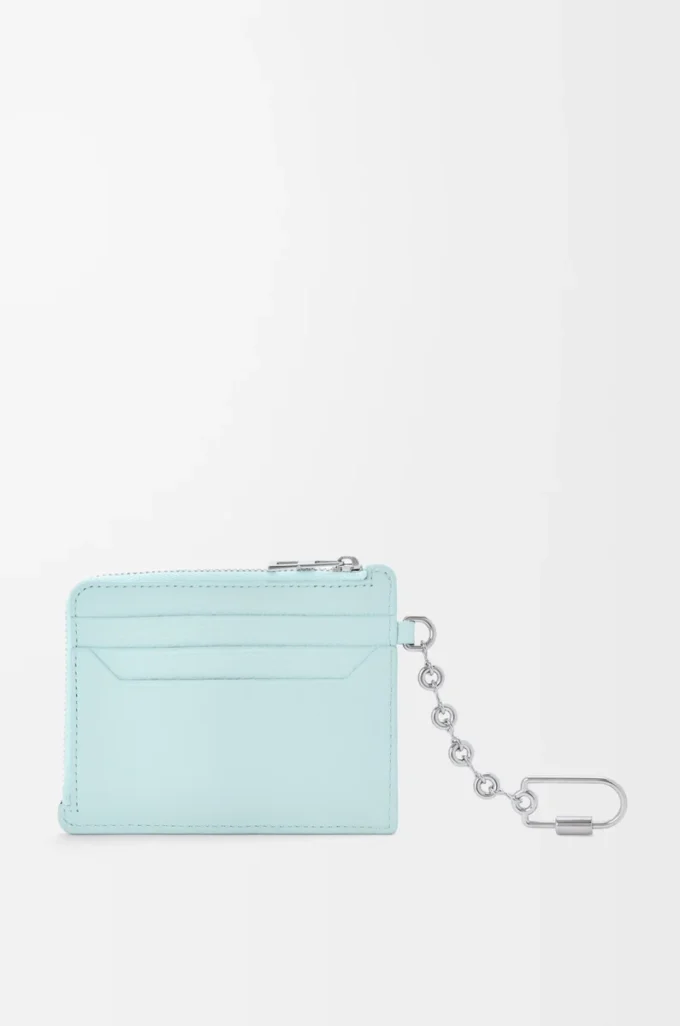 Anagram square coin cardholder in pebble grained calfskin Frozen