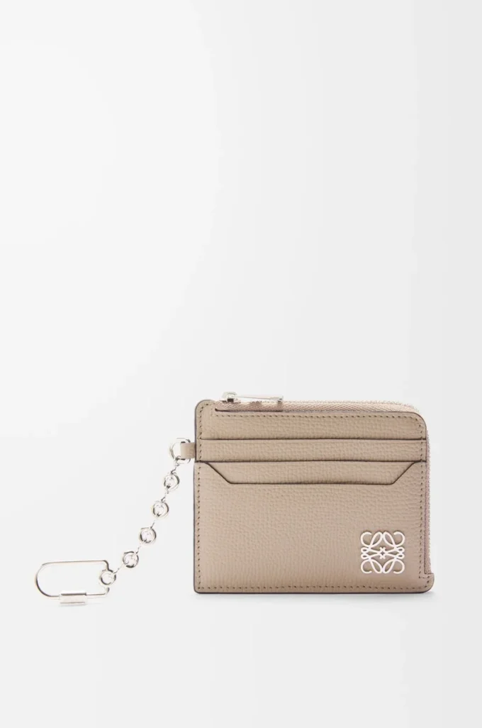 Anagram square coin cardholder in pebble grained calfskin Sand Anagram square coin cardholder in pebble grained calfskin Sand