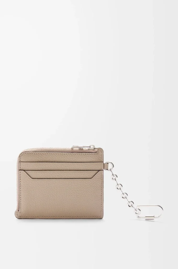 Anagram square coin cardholder in pebble grained calfskin Sand Anagram square coin cardholder in pebble grained calfskin Sand