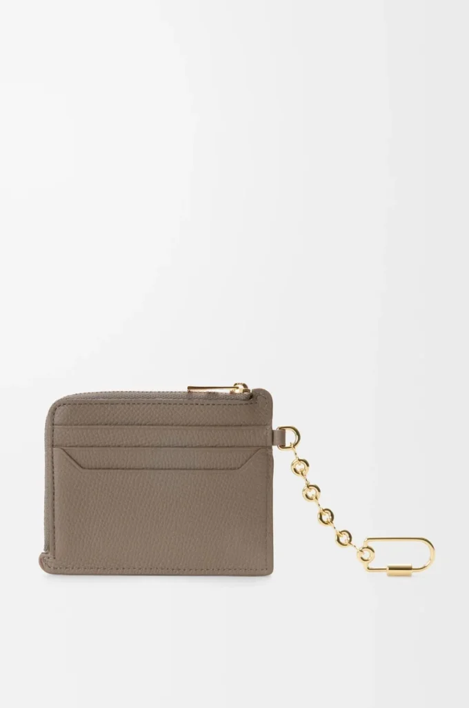 Anagram square coin cardholder in pebble grained calfskin Taupe