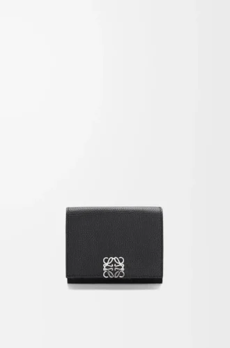 Anagram trifold wallet in pebble grained calfskin Black