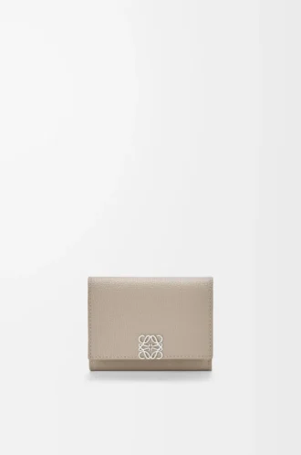 Anagram trifold wallet in pebble grained calfskin Clay
