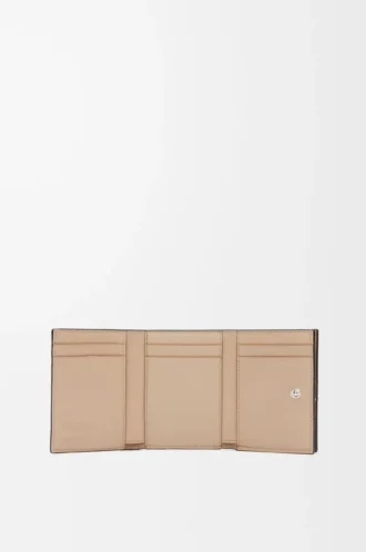Anagram trifold wallet in pebble grained calfskin Sand