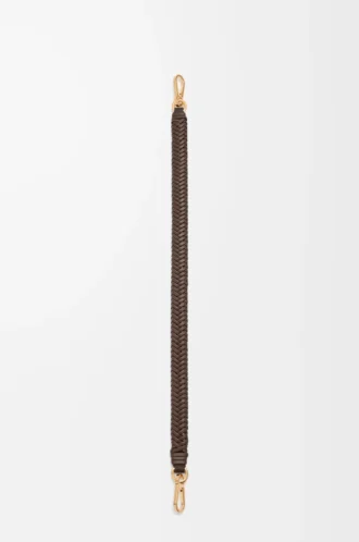 Arrow short strap in classic calfskin Chocolate