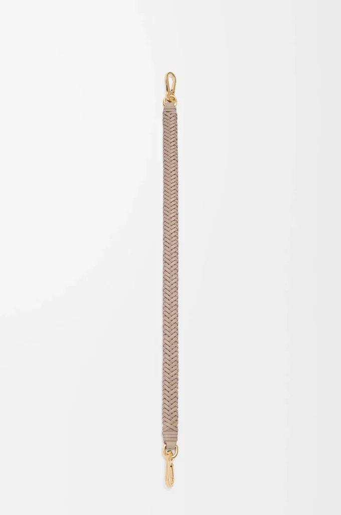 Arrow short strap in classic calfskin Sand Arrow short strap in classic calfskin Sand
