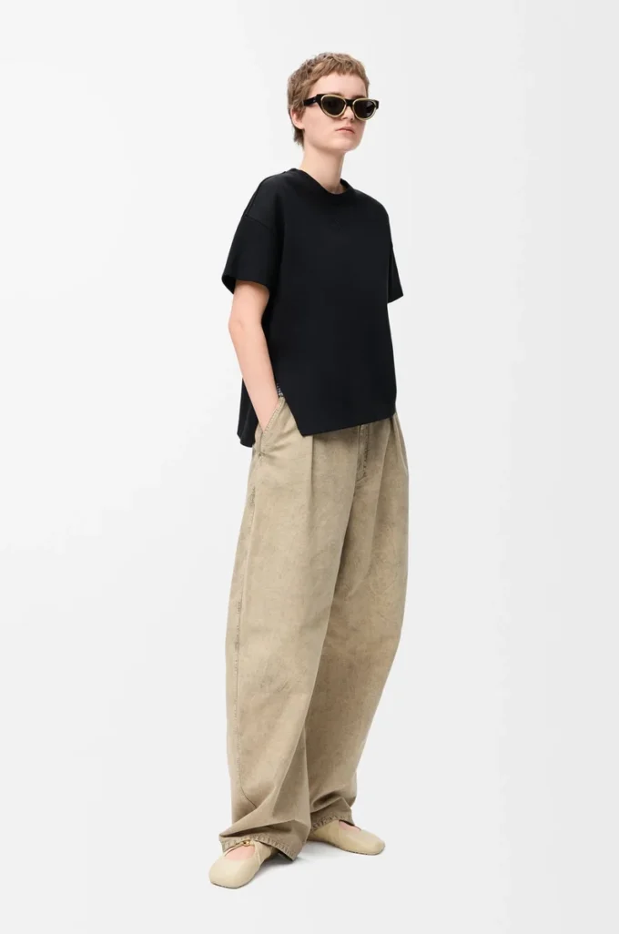 Asymmetric t-shirt in cotton blend Black Asymmetric t-shirt in cotton blend Black