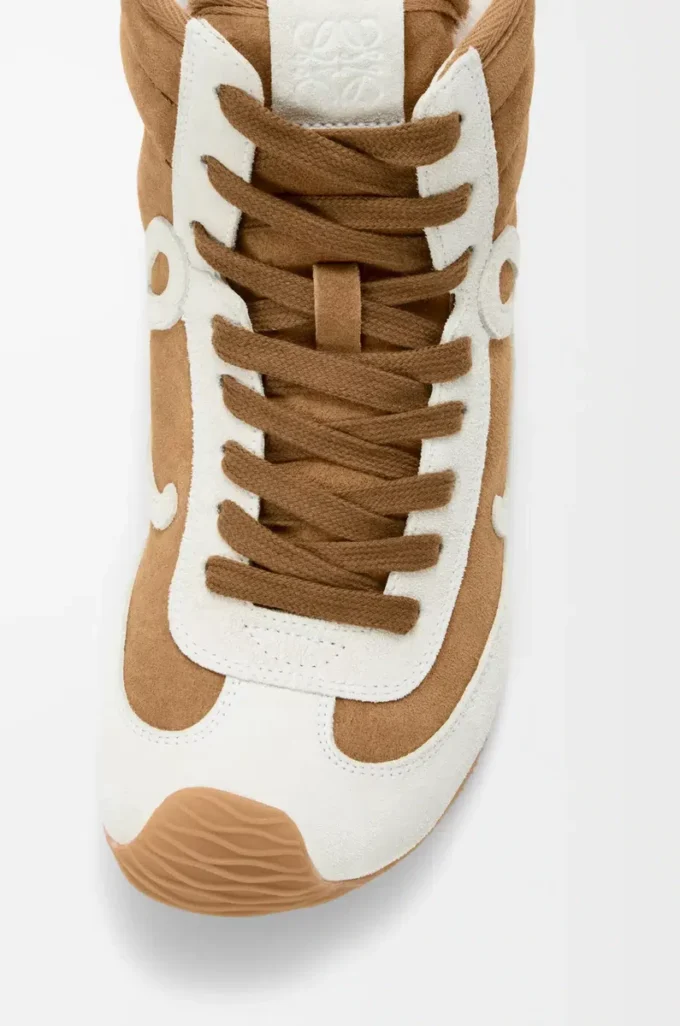 Ballet Runner 2.0 high-top in suede and shearling Tan/White Ballet Runner 2.0 high-top in suede and shearling Tan/White