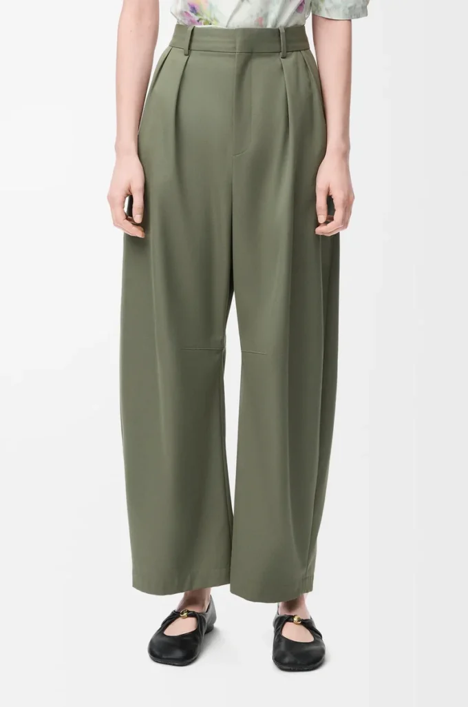 Barrel trousers in cotton and silk Khaki Green Barrel trousers in cotton and silk Khaki Green