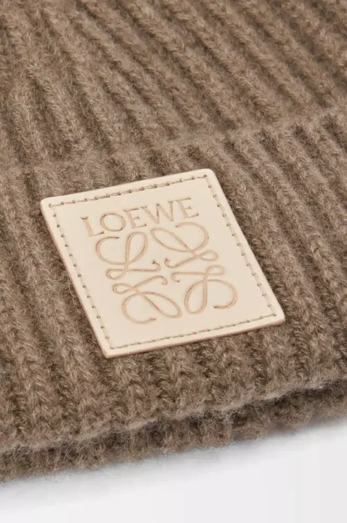 Beanie in cashmere Beige