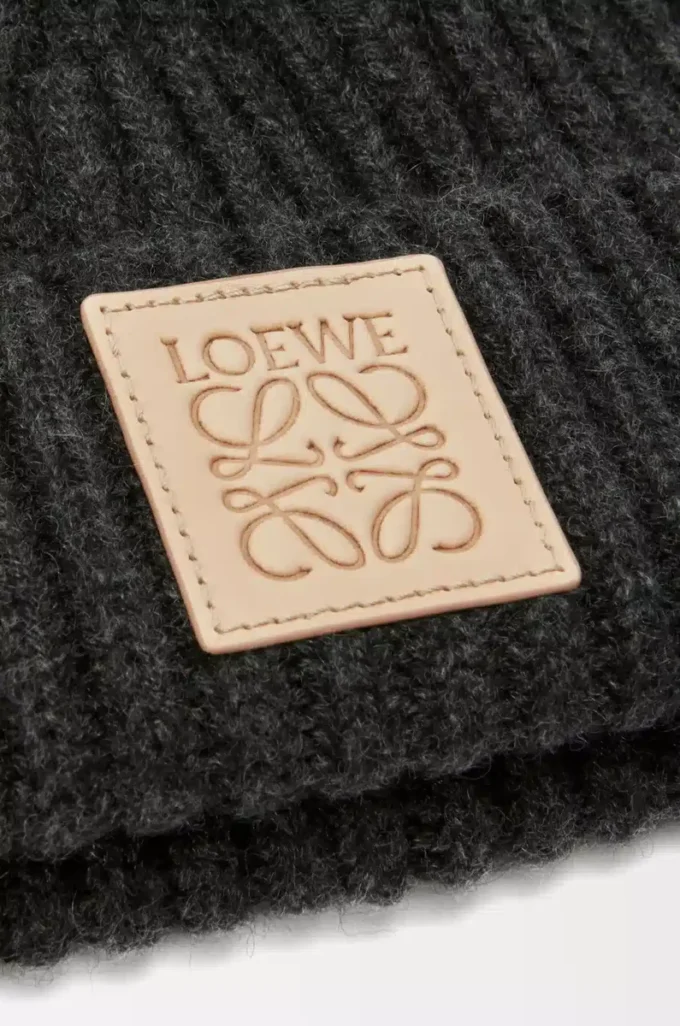 Beanie in cashmere Black Beanie in cashmere Black