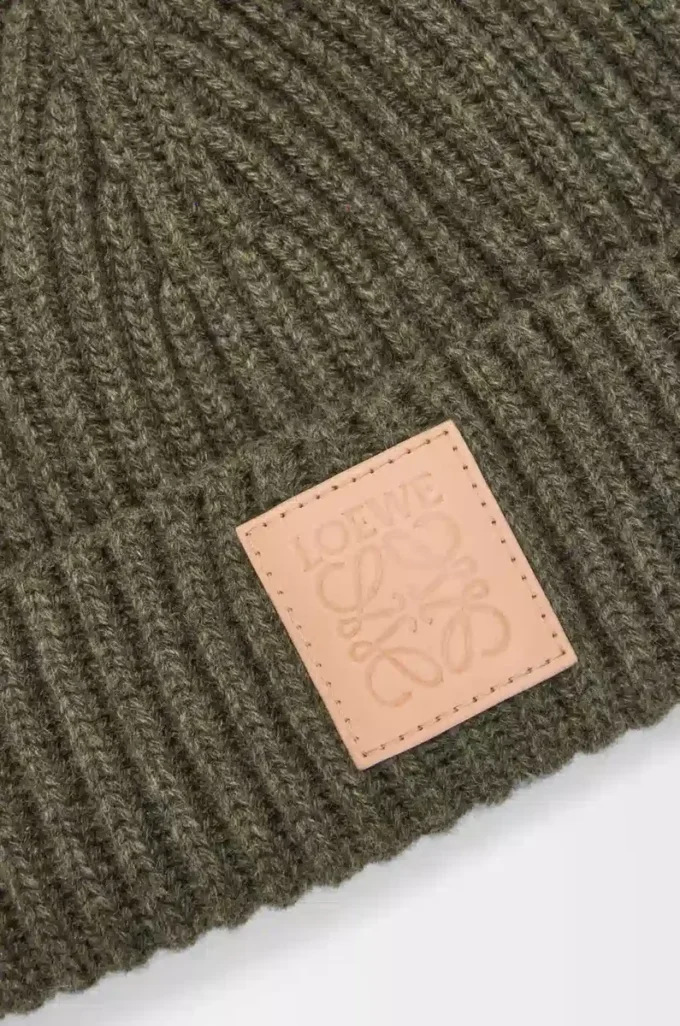 Beanie in cashmere Dark Khaki