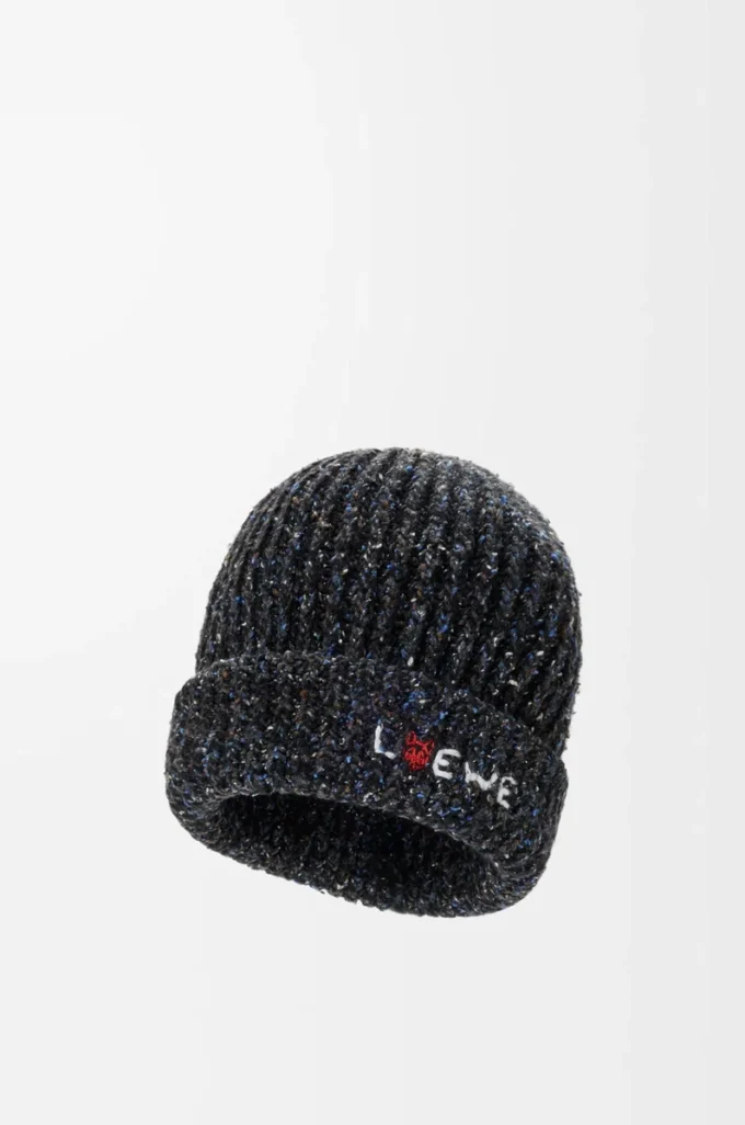 Beanie in wool, silk and alpaca blend Black Melange Beanie in wool, silk and alpaca blend Black Melange