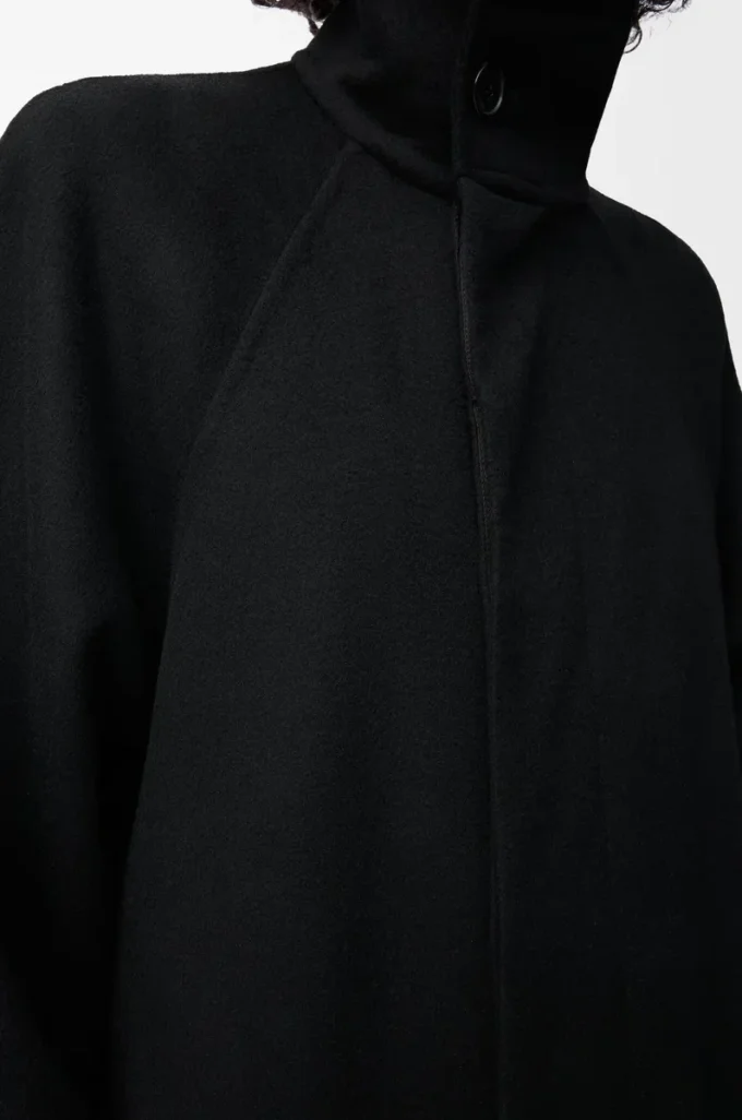 Belted coat in wool and cashmere Black Belted coat in wool and cashmere Black