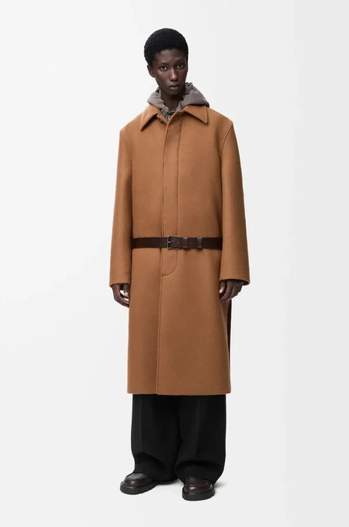 Belted coat in wool Camel/Brown Belted coat in wool Camel/Brown