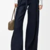 Belted jeans in denim Indigo Blue Belted jeans in denim Indigo Blue