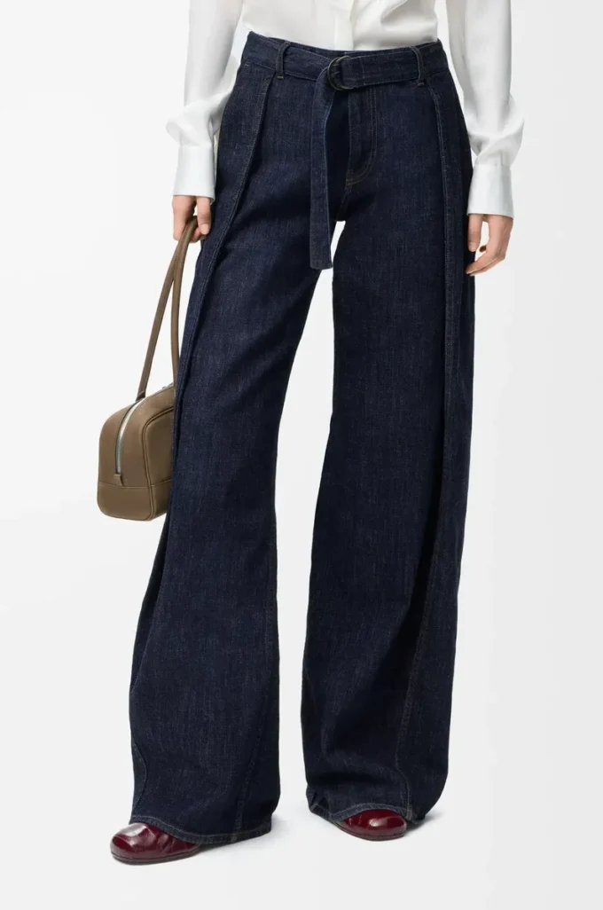 Belted jeans in denim Indigo Blue Belted jeans in denim Indigo Blue
