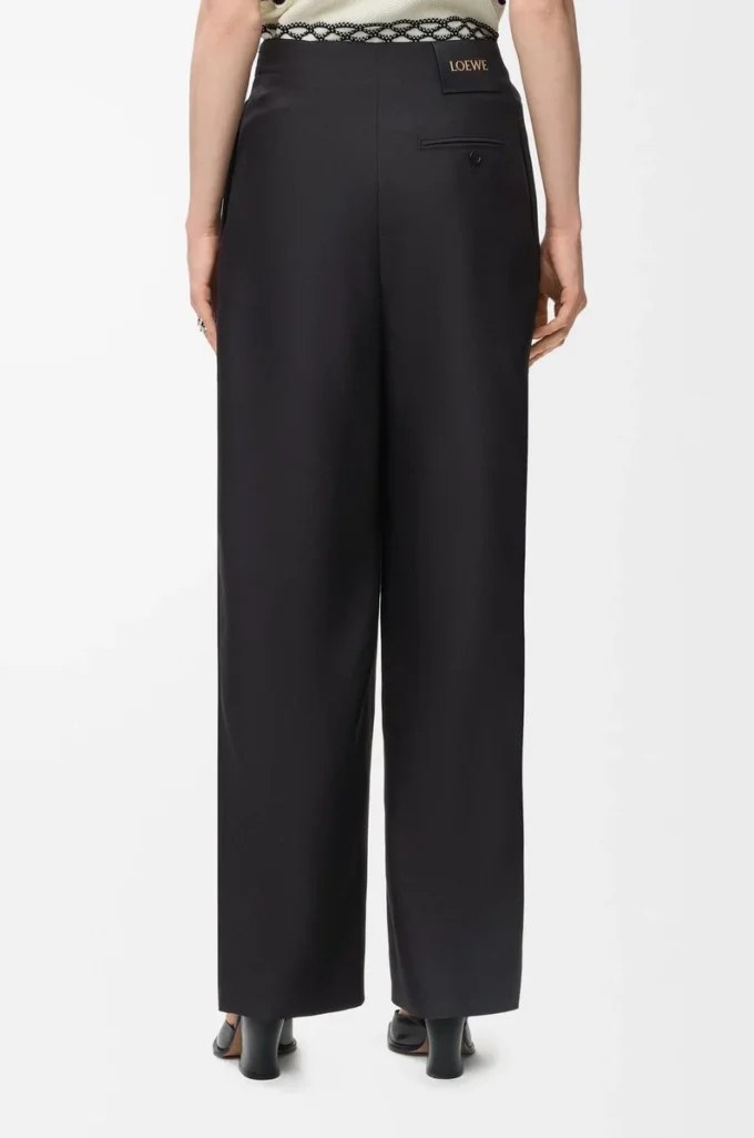 Belted trousers in wool and silk Black