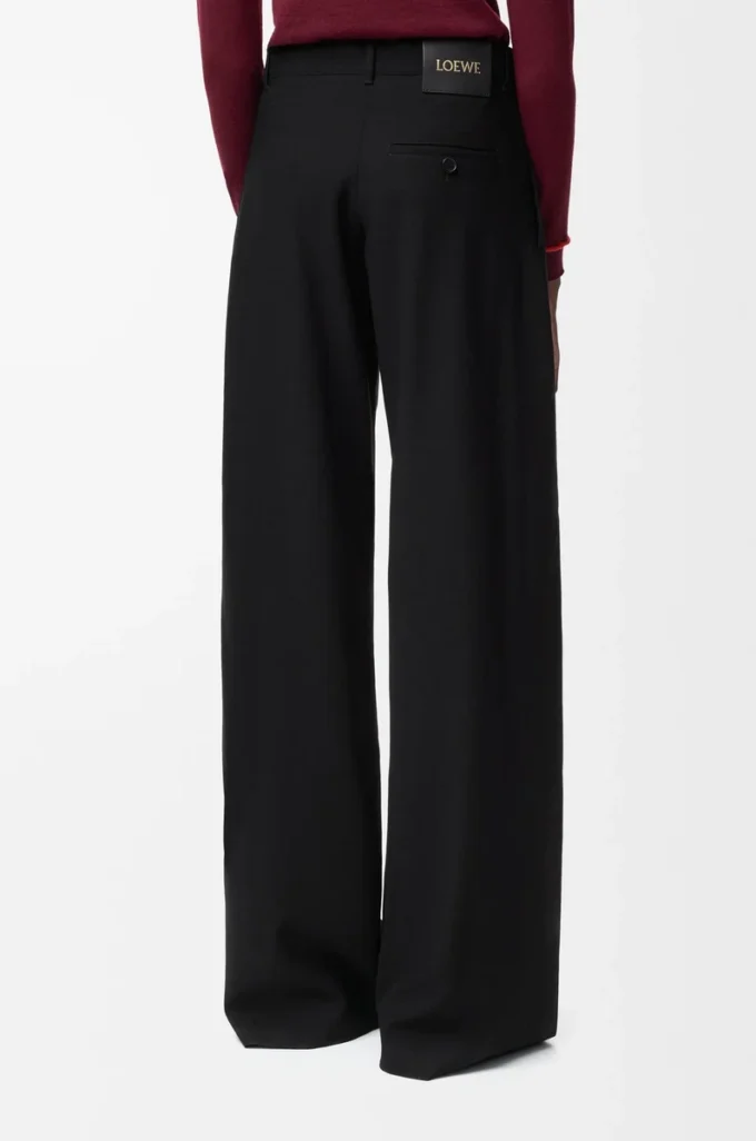 Belted trousers in wool Black