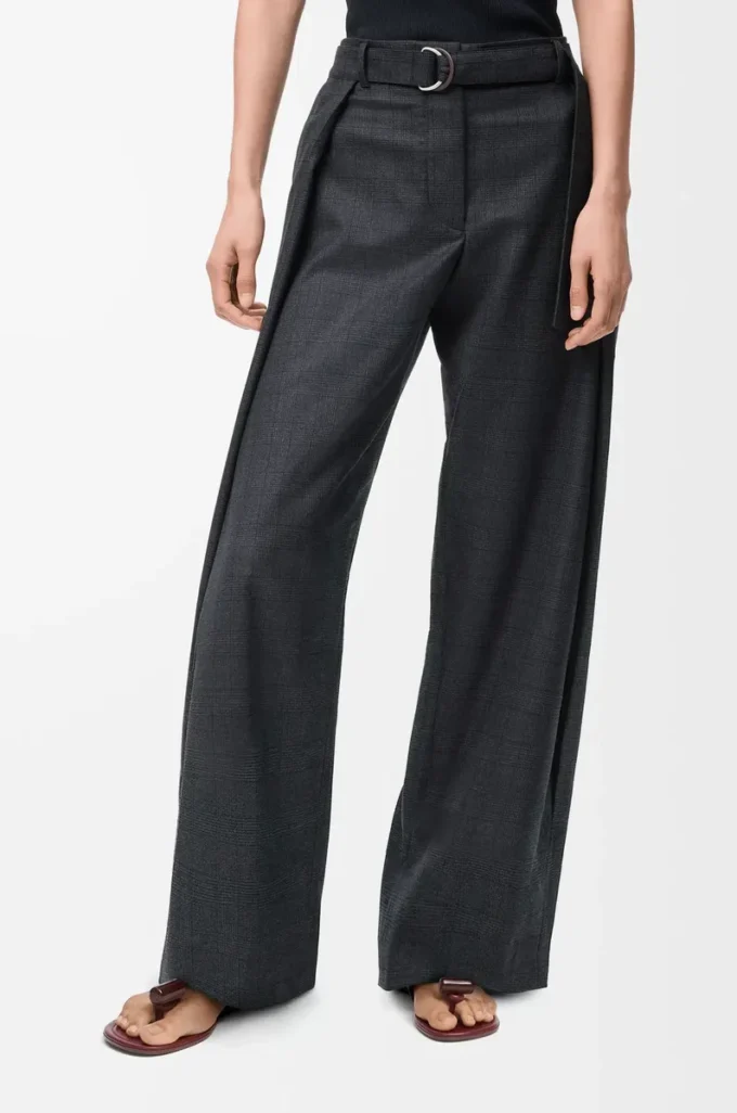 Belted trousers in wool Dark Grey Belted trousers in wool Dark Grey