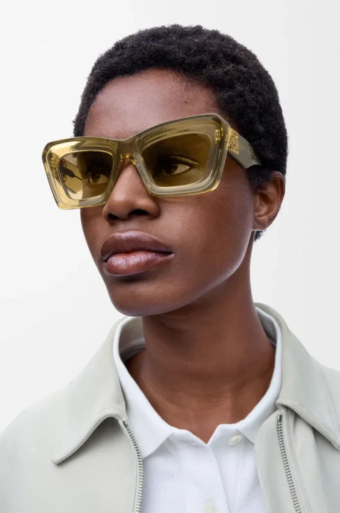 Beveled Cateye sunglasses Transparent Olive Beveled Cateye sunglasses Transparent Olive