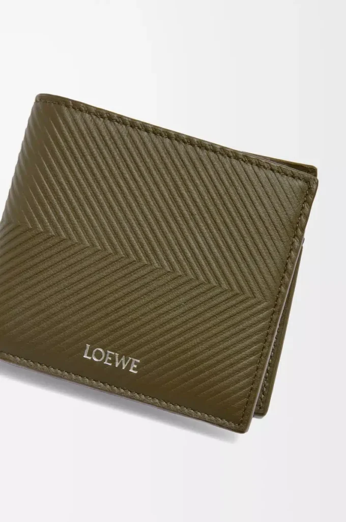 Bifold coin wallet in textured classic calfskin Dark Khaki Bifold coin wallet in textured classic calfskin Dark Khaki