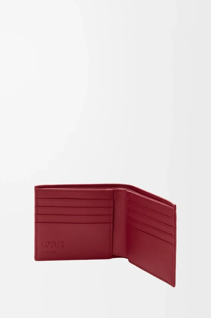 Bifold wallet in classic calfskin Burnt Red Bifold wallet in classic calfskin Burnt Red