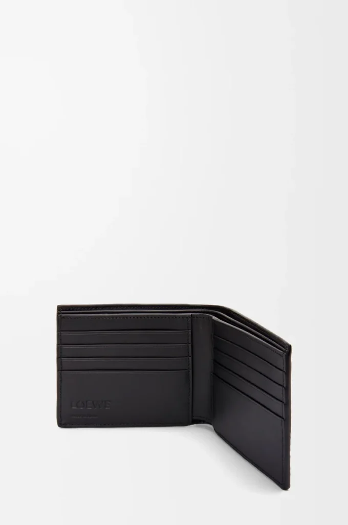 Bifold wallet in textured classic calfskin Black Bifold wallet in textured classic calfskin Black
