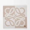 Blanket in wool and cashmere Beige/Ecru Blanket in wool and cashmere Beige/Ecru